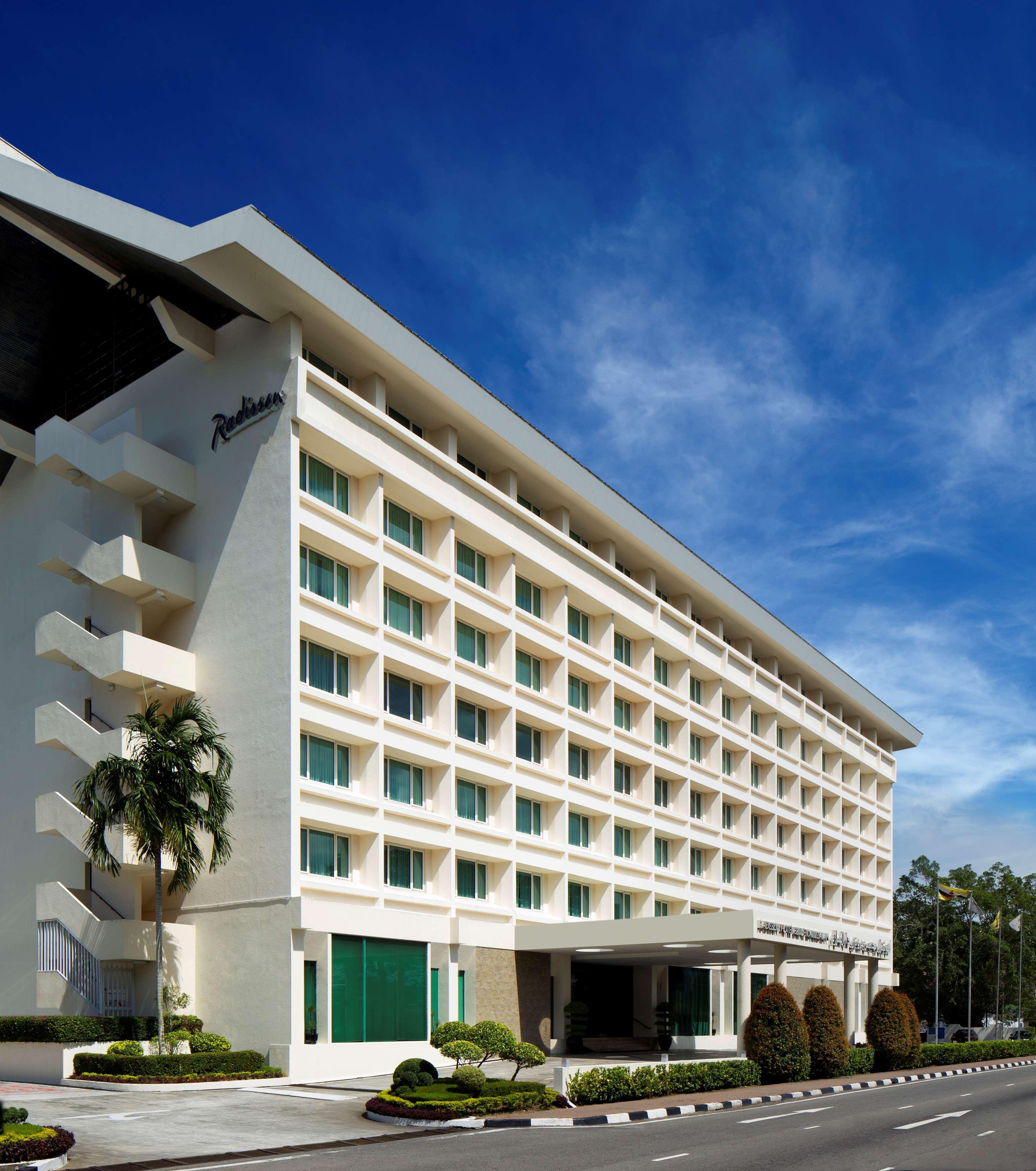 Radisson Hotel Brunei Darussalam Bandar Seri Begawan Exterior foto